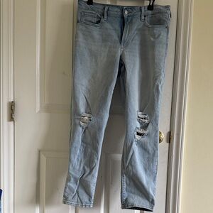 Women’s Light Blue Distressed Jeans